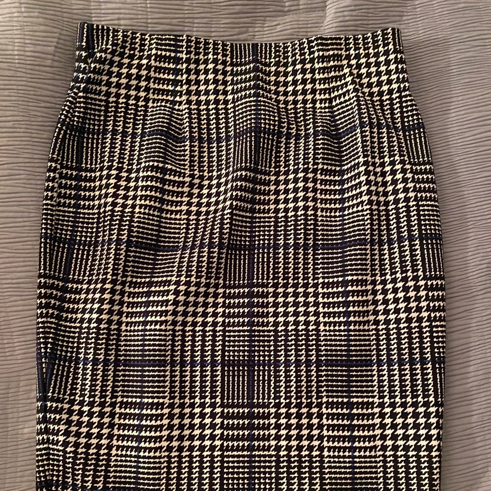 Pencil skirt